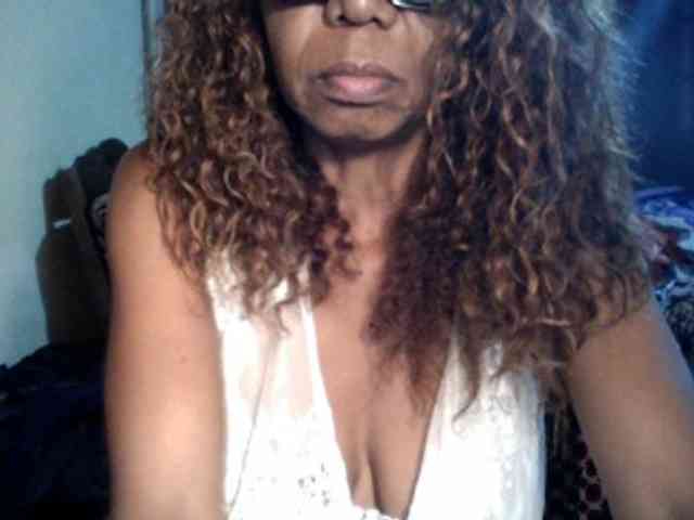 Famelapine webcam