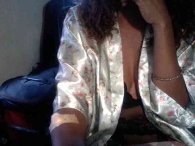 Famelapine webcam