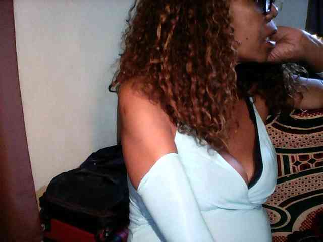 Famelapine webcam