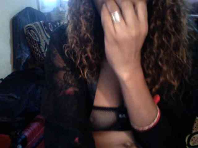 Famelapine webcam
