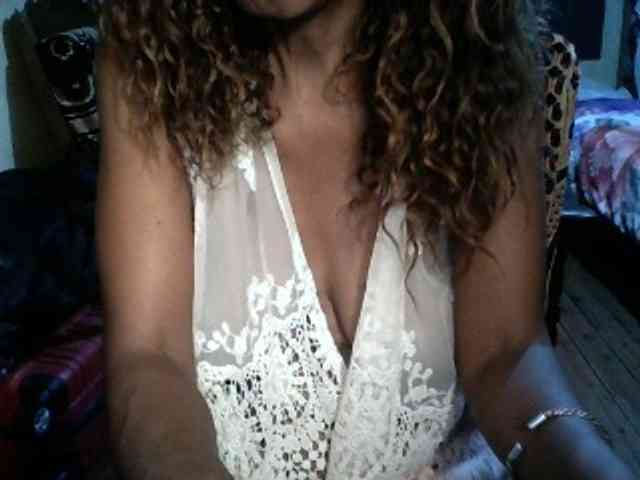 Famelapine webcam