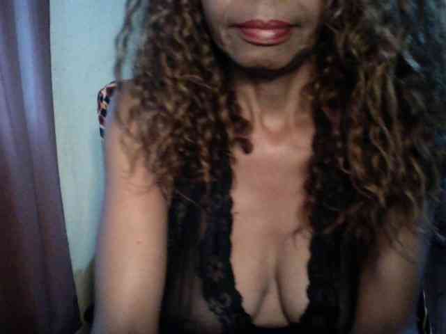 Famelapine webcam