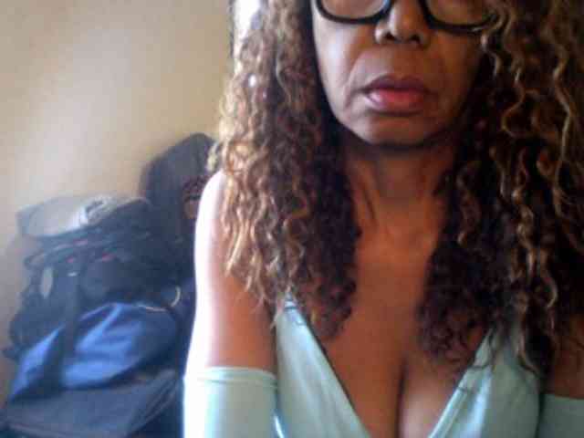 Famelapine webcam