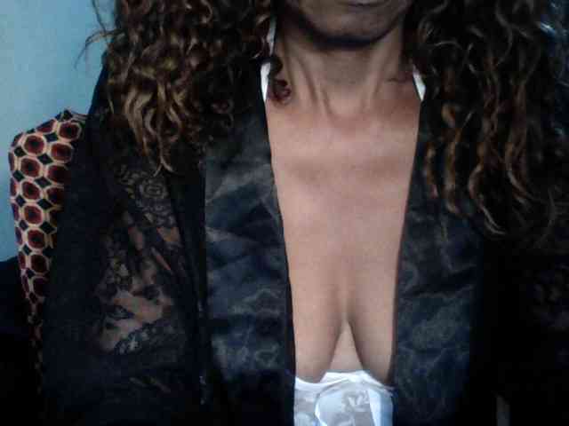 Famelapine webcam
