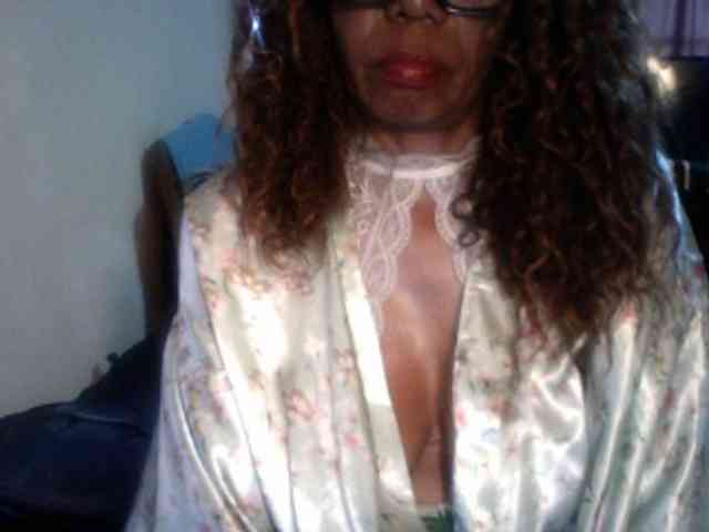 Famelapine webcam