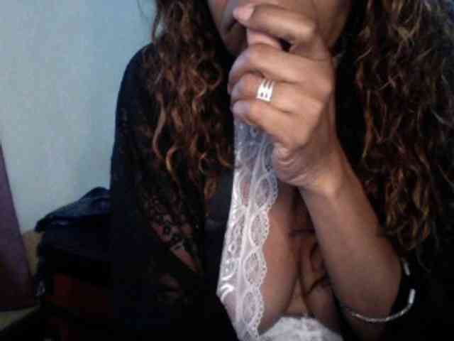 Famelapine webcam