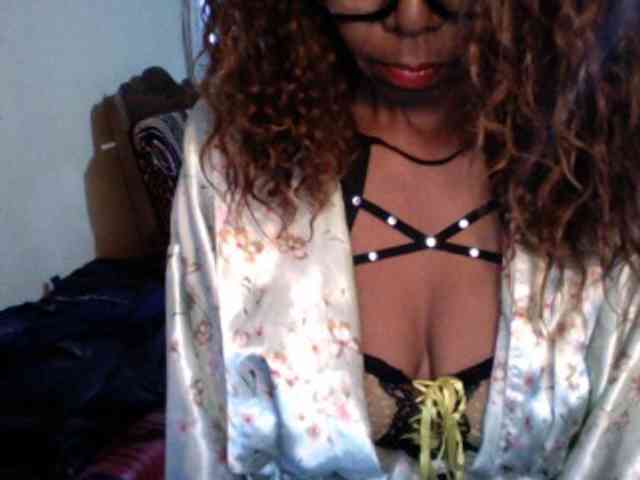 Famelapine webcam