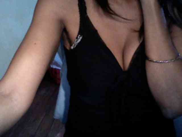 Famelapine webcam