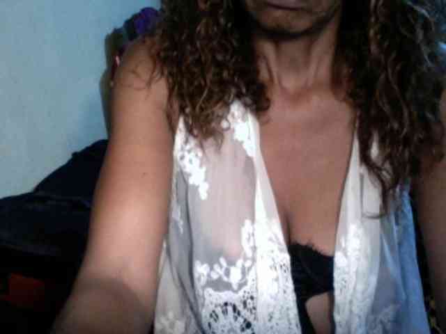 Famelapine webcam