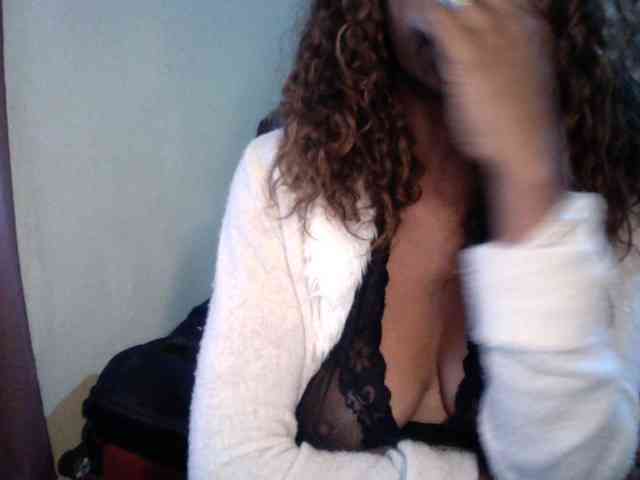 Famelapine webcam