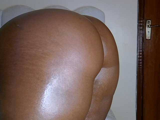 SpicyHailey88 live cam on BongaCams