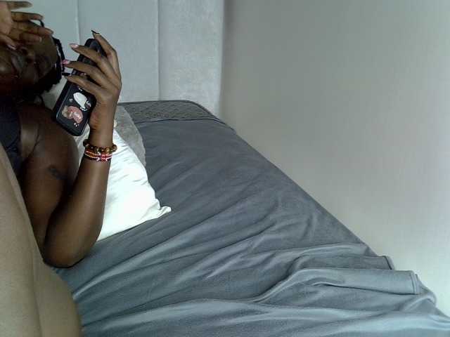 SpicyHailey88 live cam on BongaCams