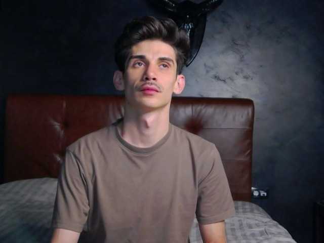 JayCash1 live webcam show
