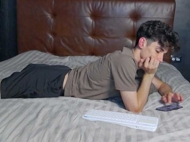 JayCash1 live webcam show