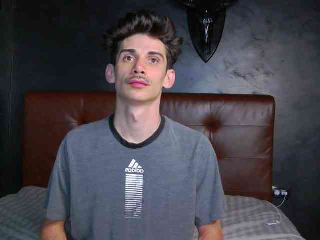 JayCash1 Live Webcam on BongaCams