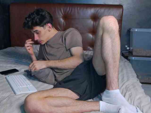 Jaycash1's cam show statistics and live stream