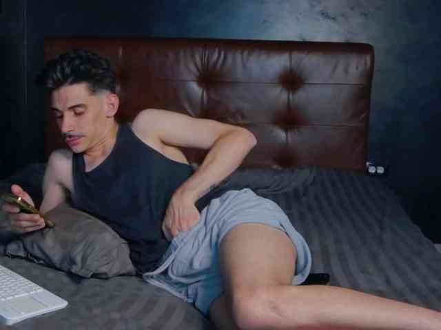JayCash1 Sex Cam Show