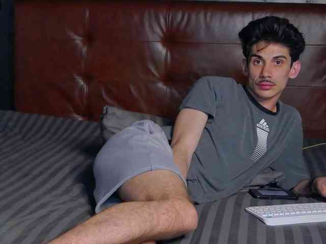 JayCash1 Live Webcam on BongaCams