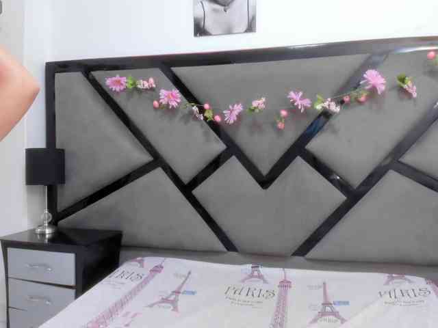 CarolRousee webcam