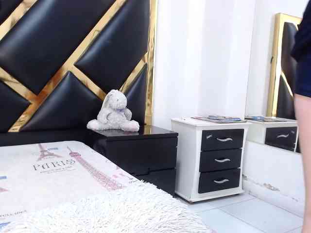 CarolRousee webcam