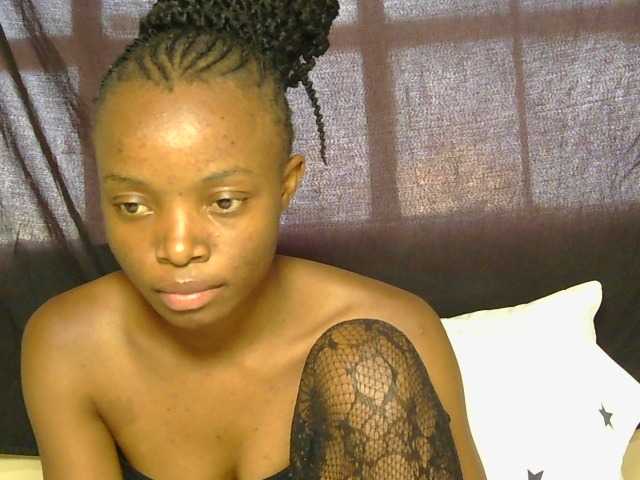 le modèle Princessprekky est en webcam porno dans un show sur le site bongacams, il possède les tags suivants: Ebony,Brunette,Trimmed