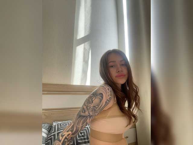 nikaxx live cam on BongaCams