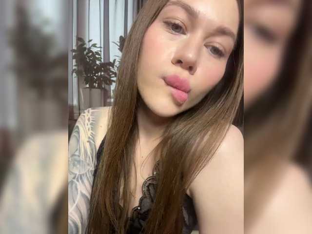 nikaxx, live now on BongaCams