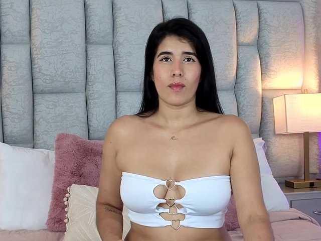 IsisVelvet live cam on BongaCams