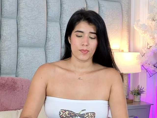 IsisVelvet live cam on BongaCams