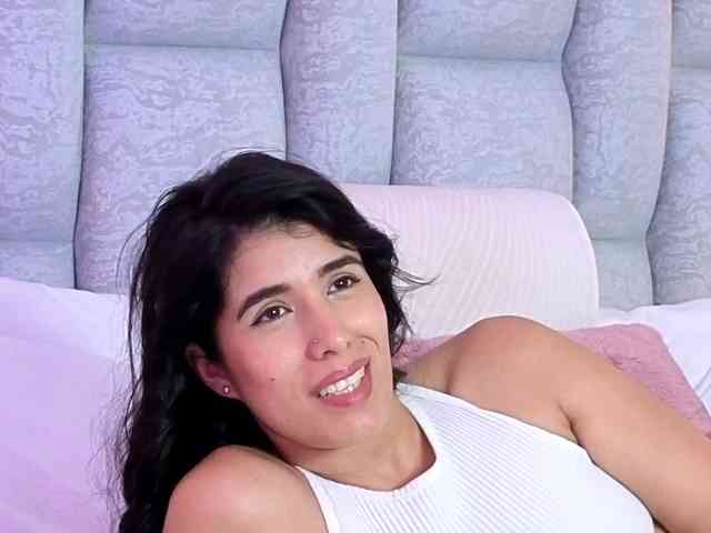 IsisVelvet Live Webcam on BongaCams