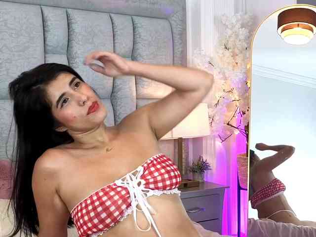 IsisVelvet webcam