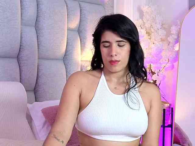 IsisVelvet webcam