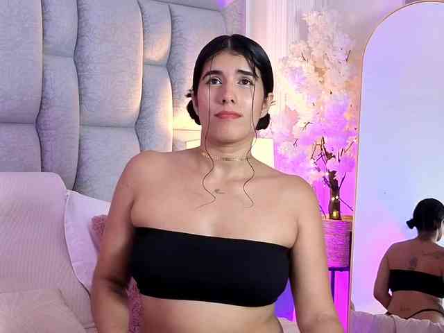 IsisVelvet webcam