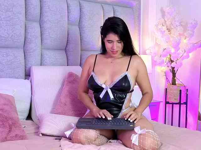 IsisVelvet webcam