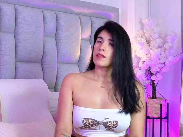 IsisVelvet webcam