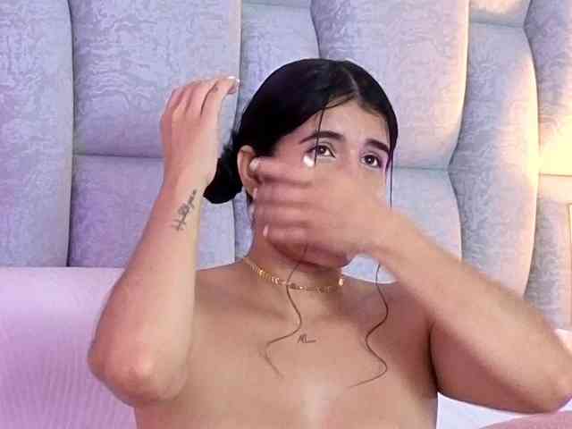IsisVelvet webcam