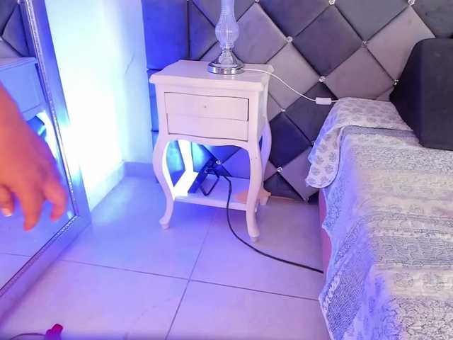 XXXiomara live cam on BongaCams