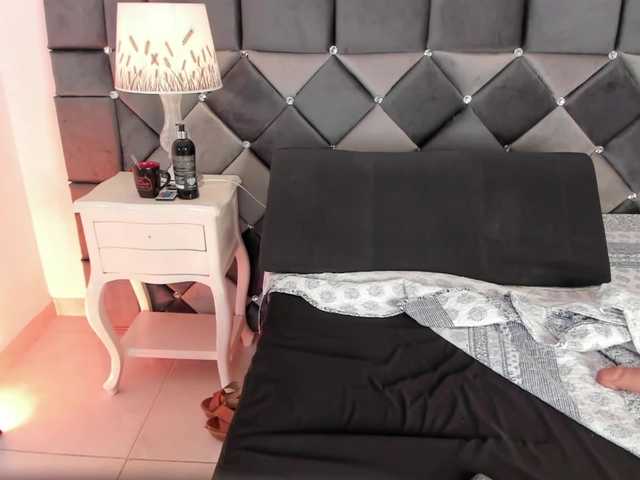 XXXiomara live cam on BongaCams