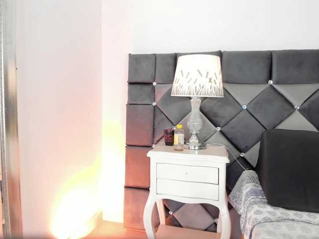 XXXiomara live webcam show