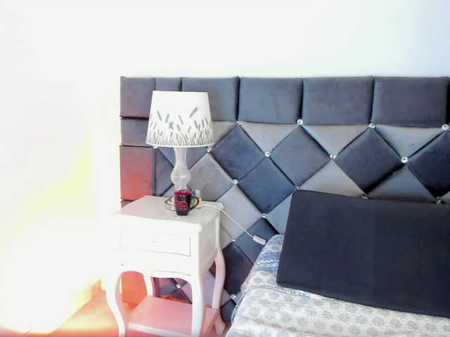 XXXiomara live cam on BongaCams