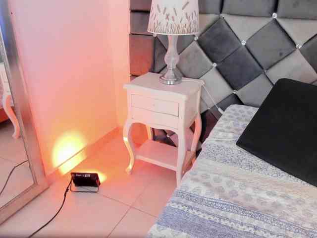 XXXiomara webcam