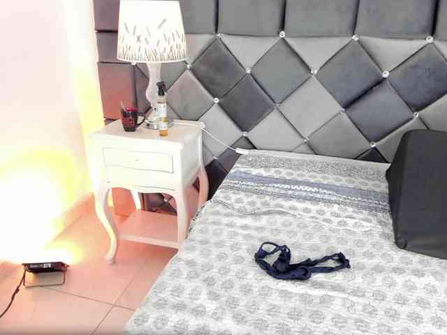 XXXiomara webcam