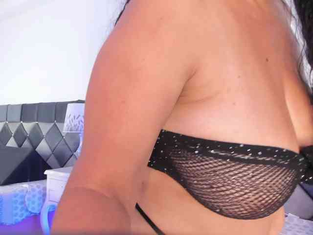 XXXiomara webcam