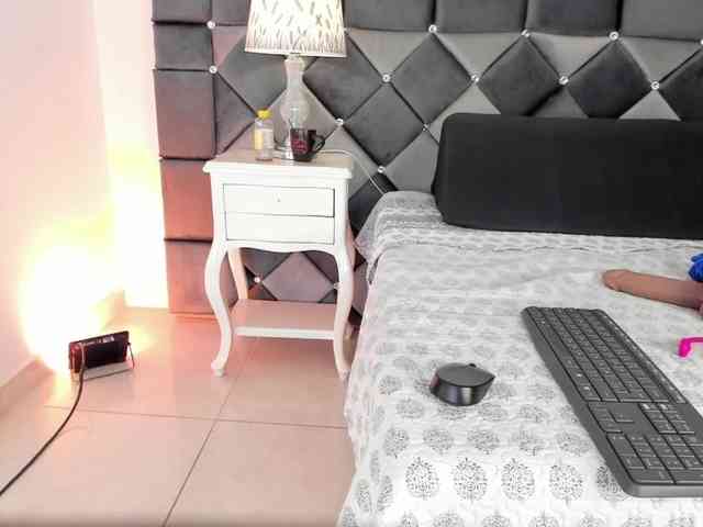XXXiomara webcam