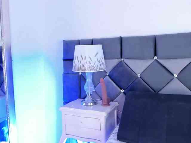 XXXiomara webcam