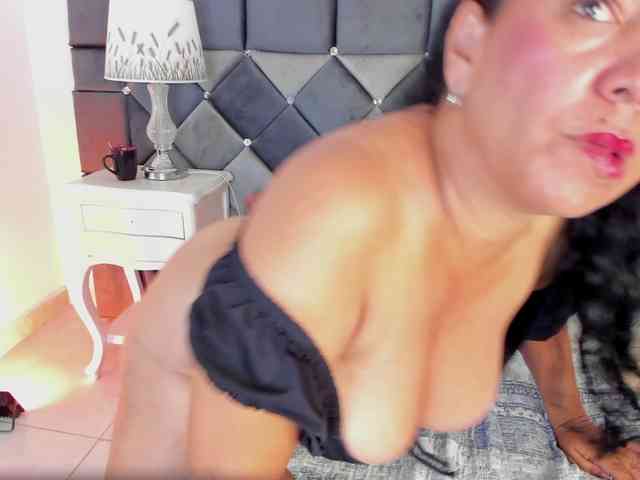 XXXiomara webcam