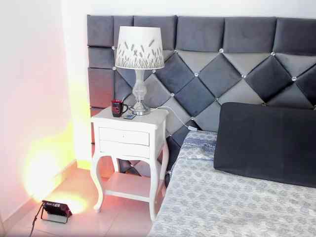 XXXiomara webcam