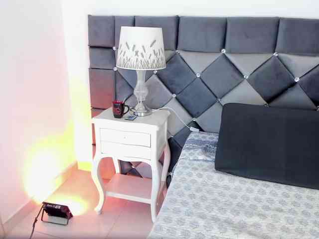 XXXiomara webcam