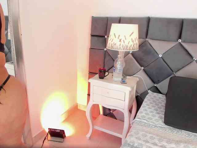 XXXiomara webcam