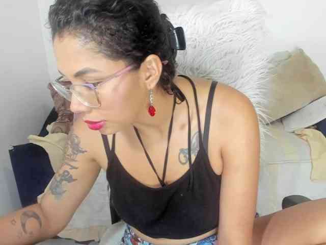 sweet-roses webcam